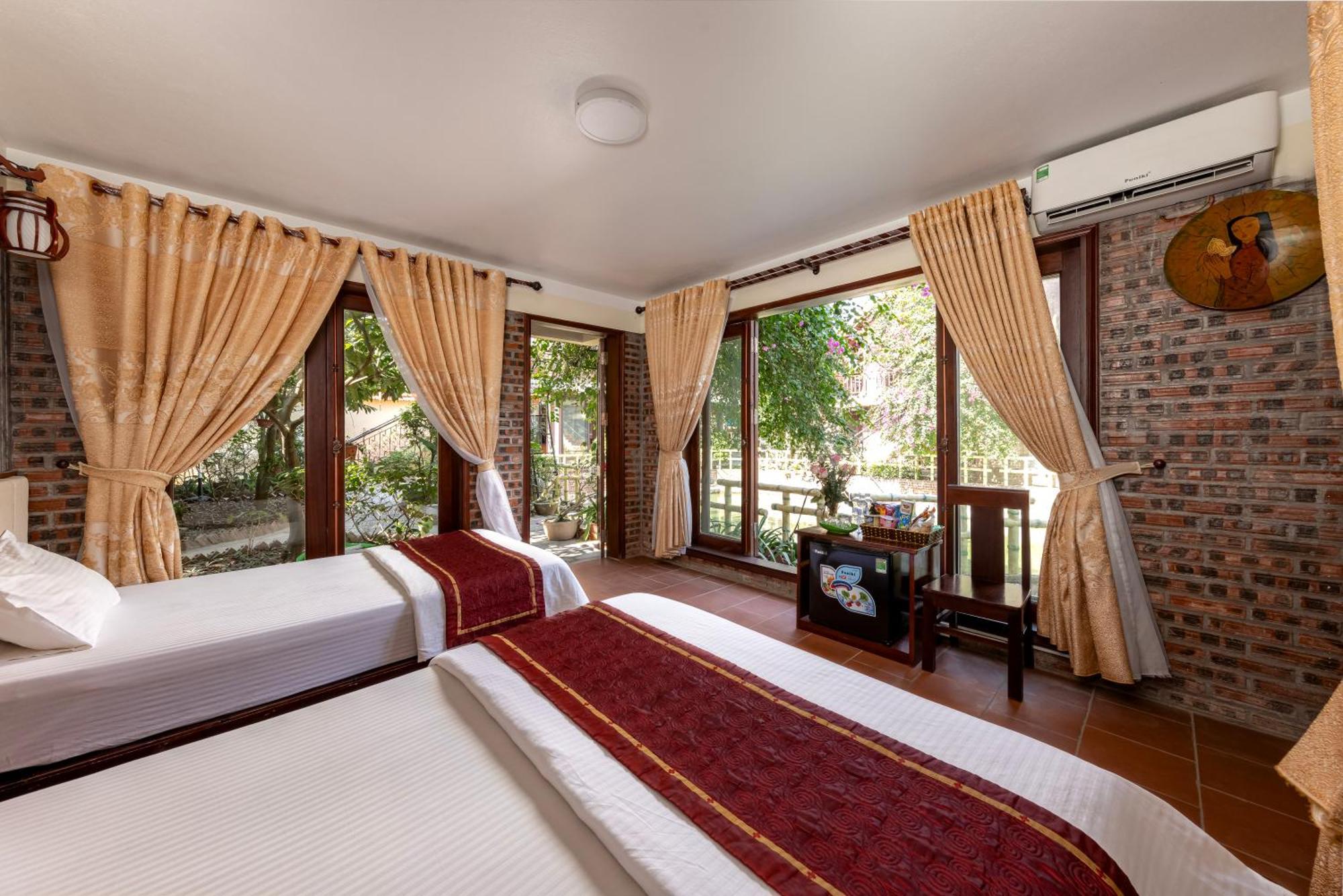 Tam Coc Ngoc Linh Bungalow นิญบิ่ญ ภายนอก รูปภาพ